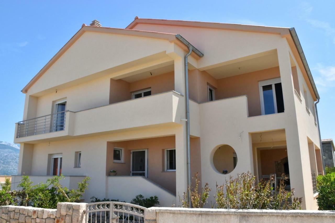Apartments Mino Ražanac Εξωτερικό φωτογραφία